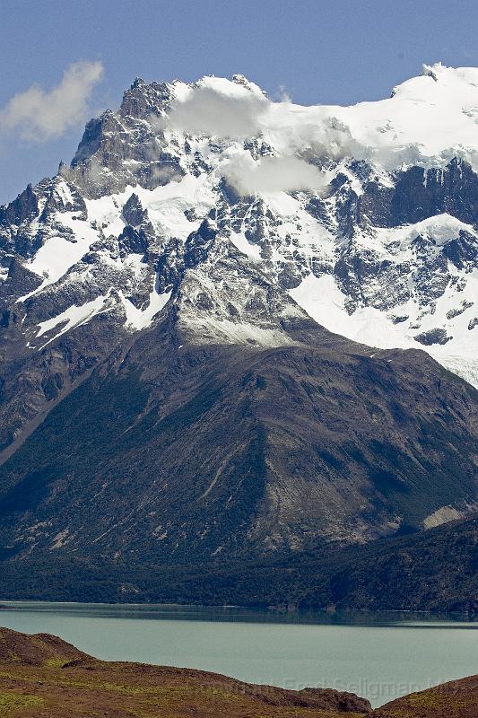 20071213 131006 D2X 2800x4200.jpg - Torres del Paine National Park
